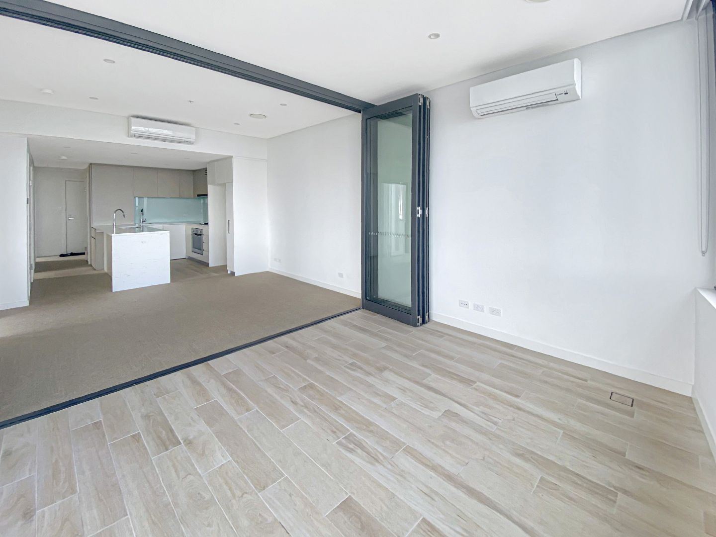 1808/11 Wentworth Place, Wentworth Point NSW 2127, Image 2