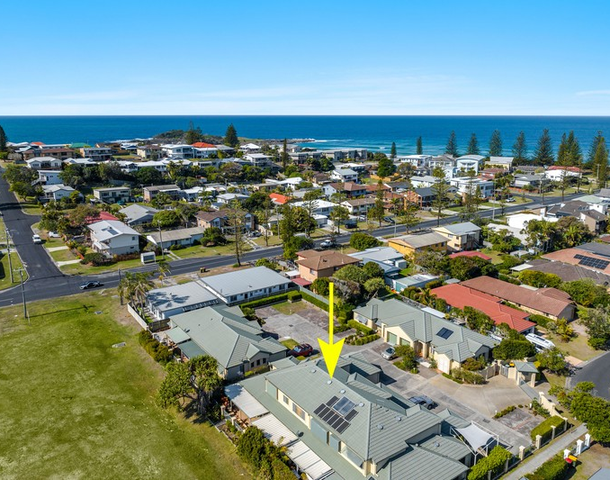 6/40 Beachside Way, Yamba NSW 2464