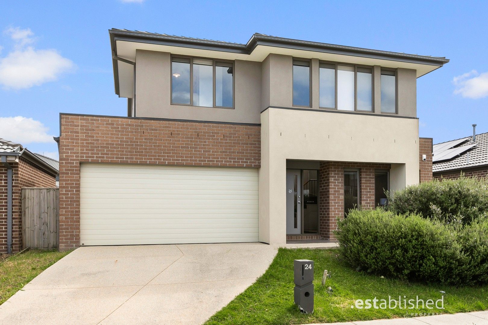 4 bedrooms House in 24 Carrick Street POINT COOK VIC, 3030