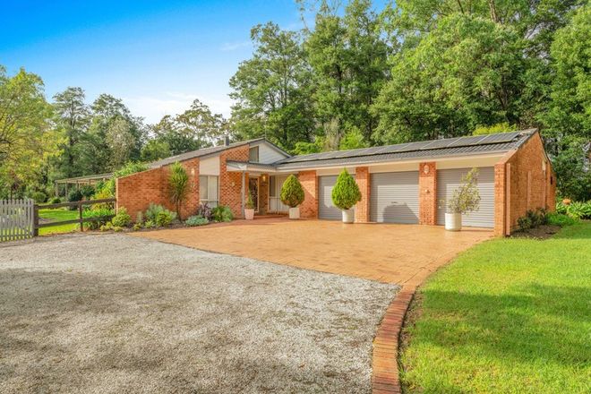 Picture of 10 Koloona Drive, TAPITALLEE NSW 2540