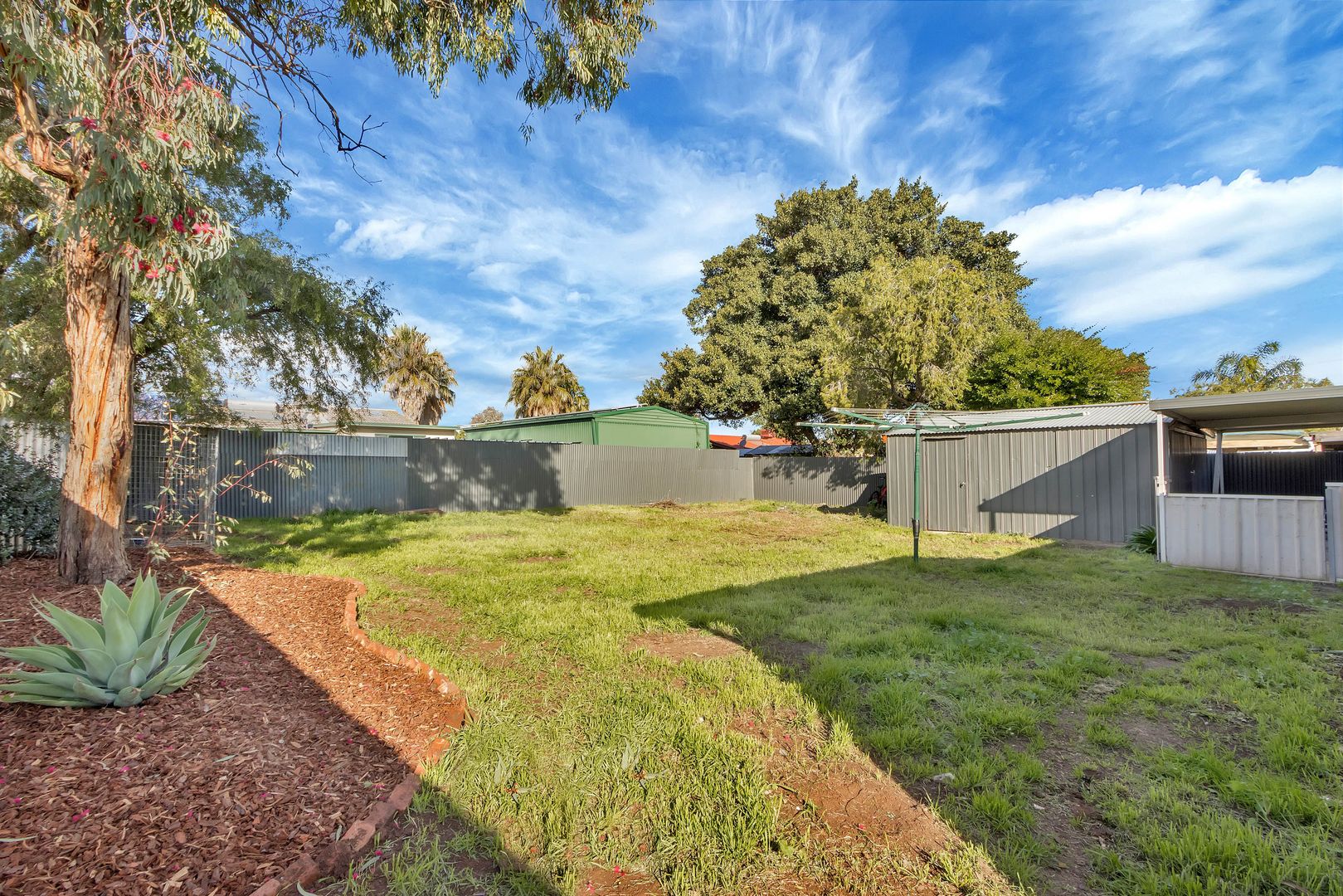 24 Dauntless Crescent, Elizabeth Downs SA 5113, Image 2