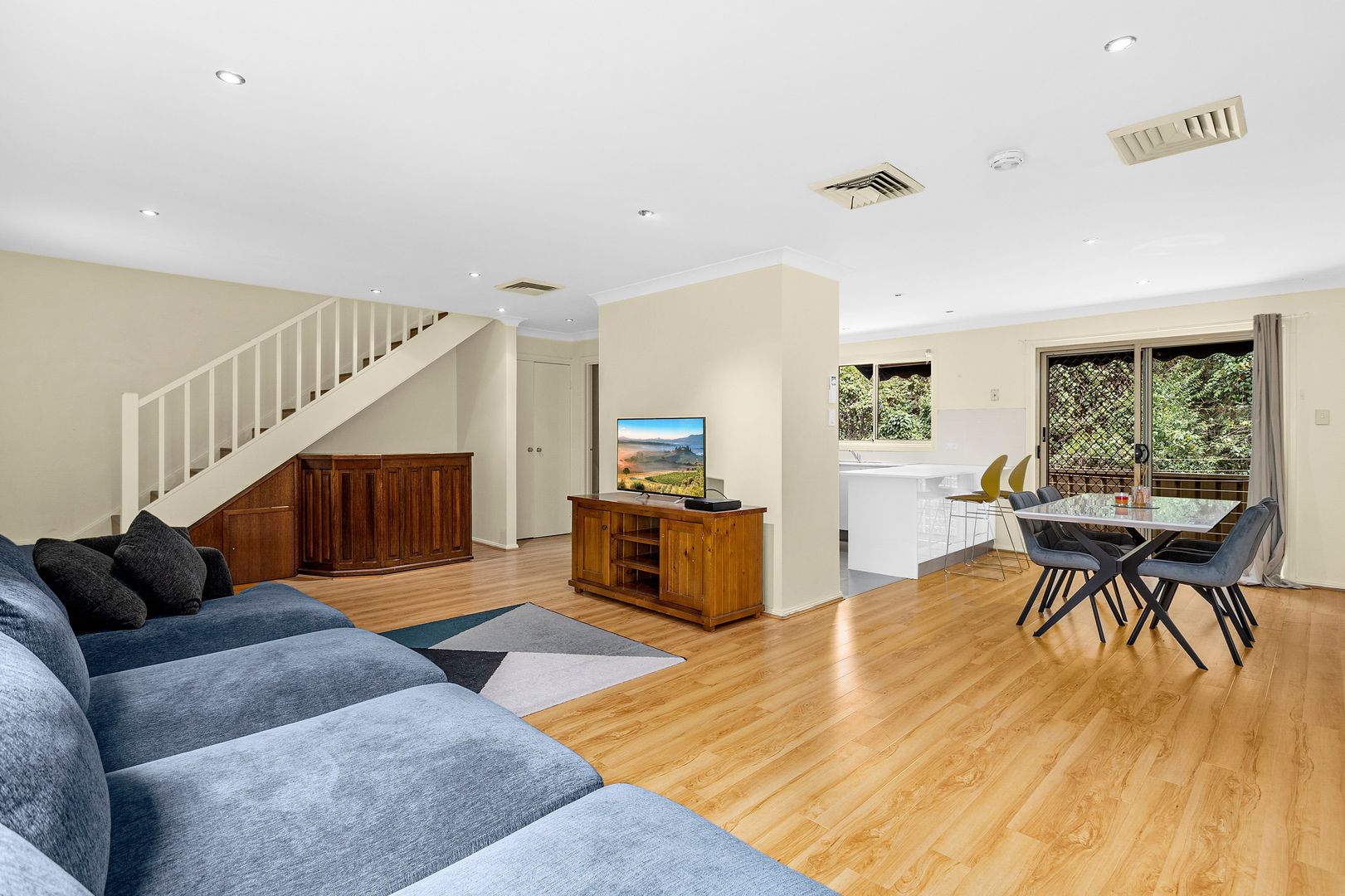 2/5 Henry Kendall Avenue, Padstow Heights NSW 2211, Image 1