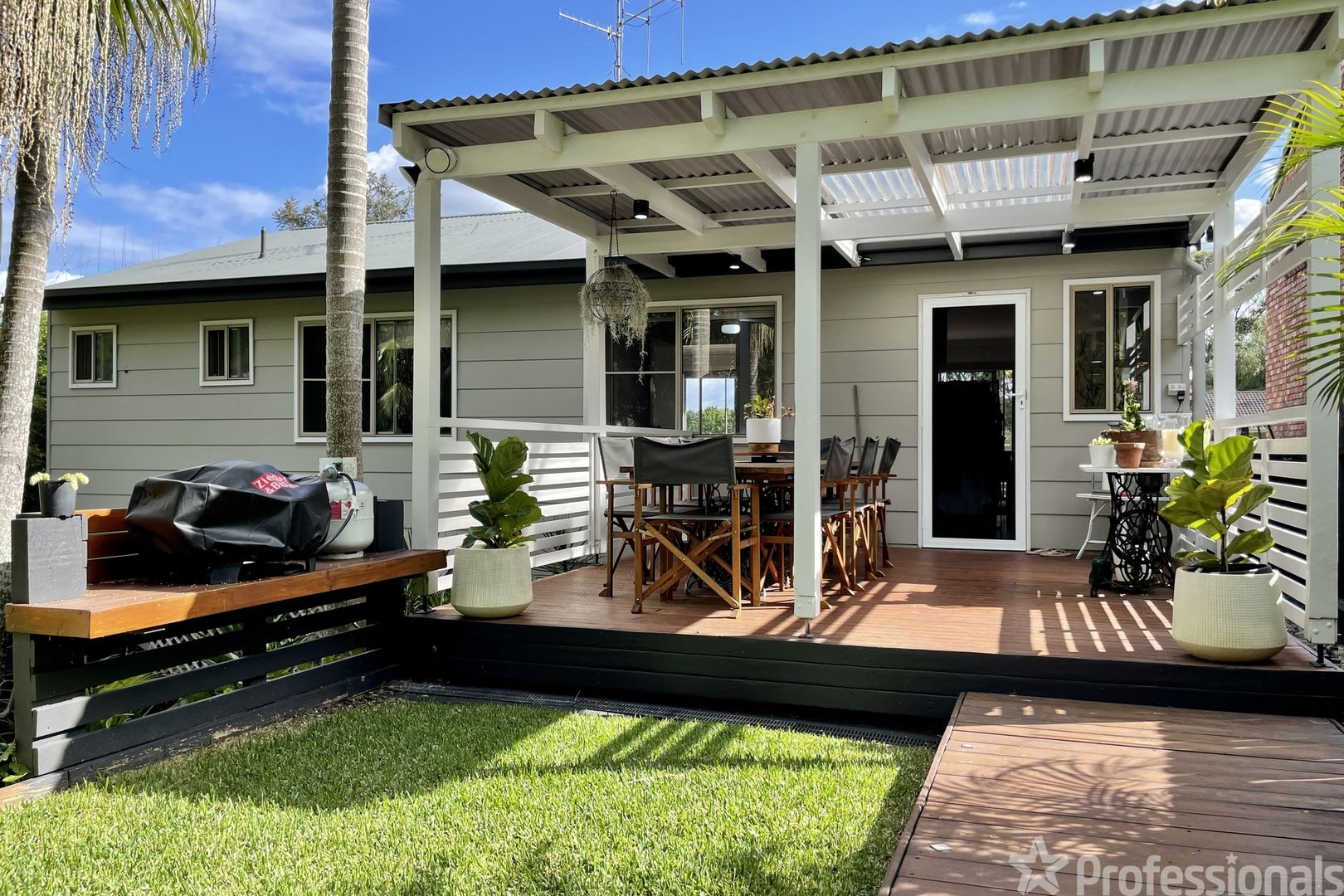 6 Paradise Avenue, Forster NSW 2428, Image 1