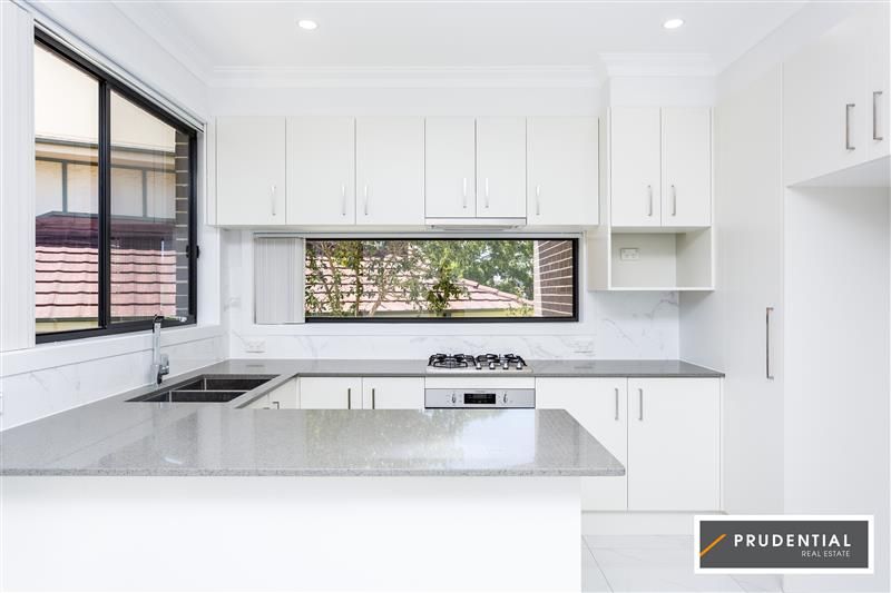 33 Maryvale Ave, Liverpool NSW 2170, Image 1
