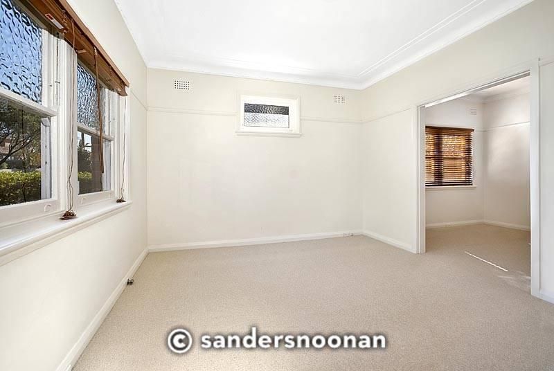 30 Oliver Street, BEXLEY NORTH NSW 2207, Image 2