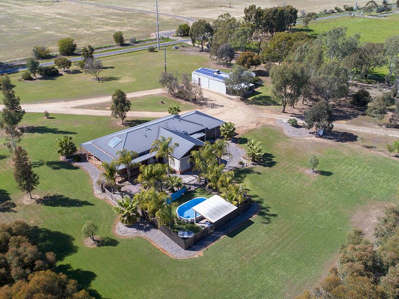 373 WHITEHEAD STREET, Corowa NSW 2646, Image 0