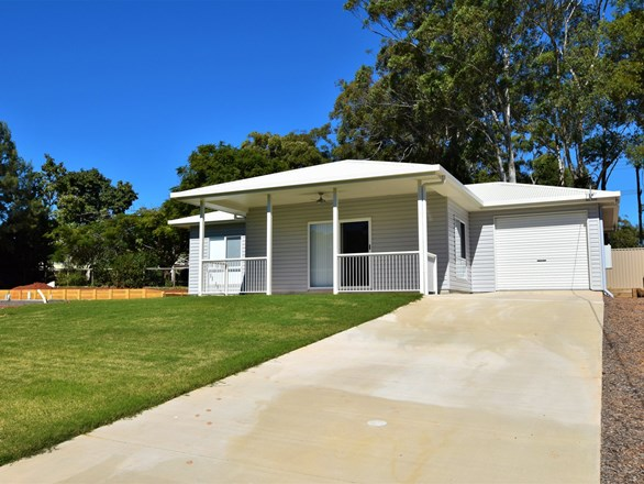 28 Mountain View Crescent, Russell Island QLD 4184