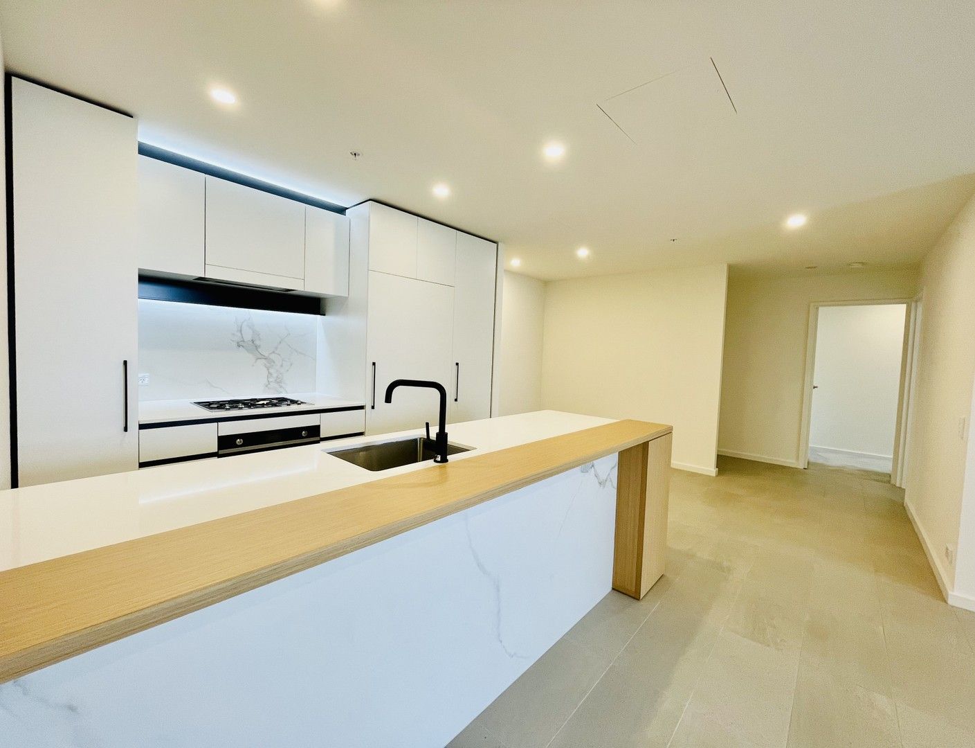 4 bedrooms Apartment / Unit / Flat in 511/1B Lemon Tree Avenue MELROSE PARK NSW, 2114