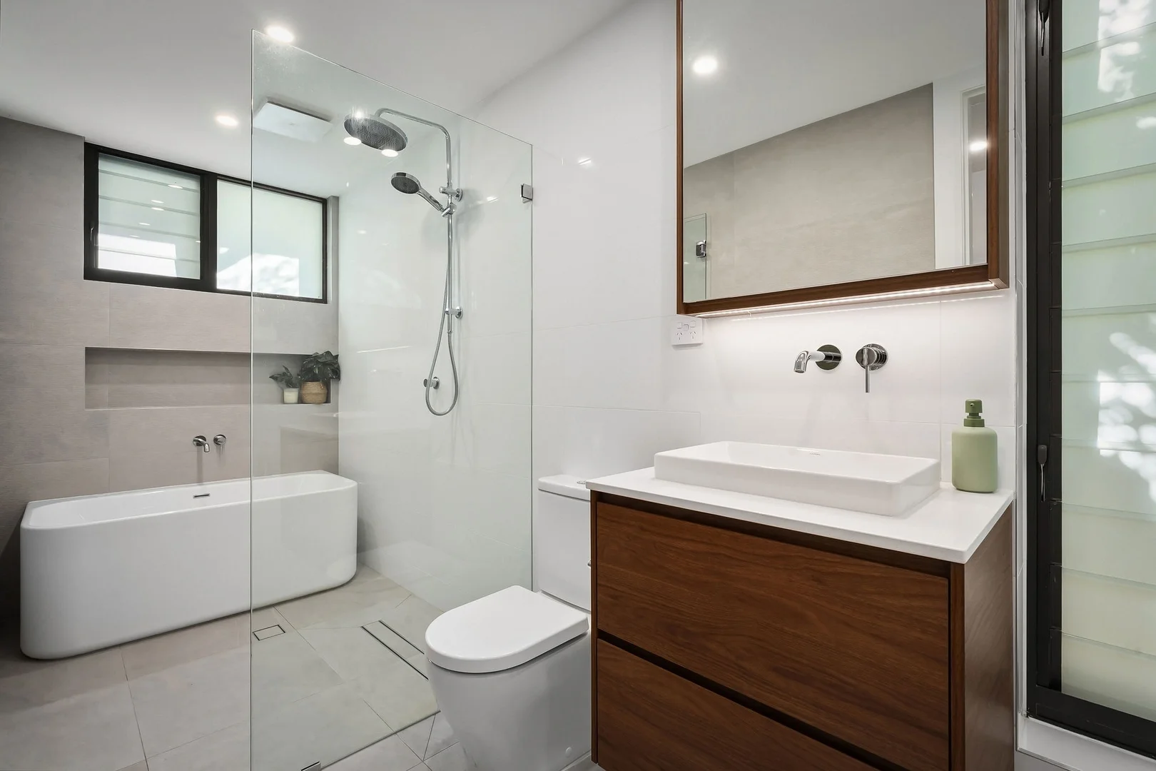 Additional image 12 of 1987 Pittwater Road, Bayview NSW 2104