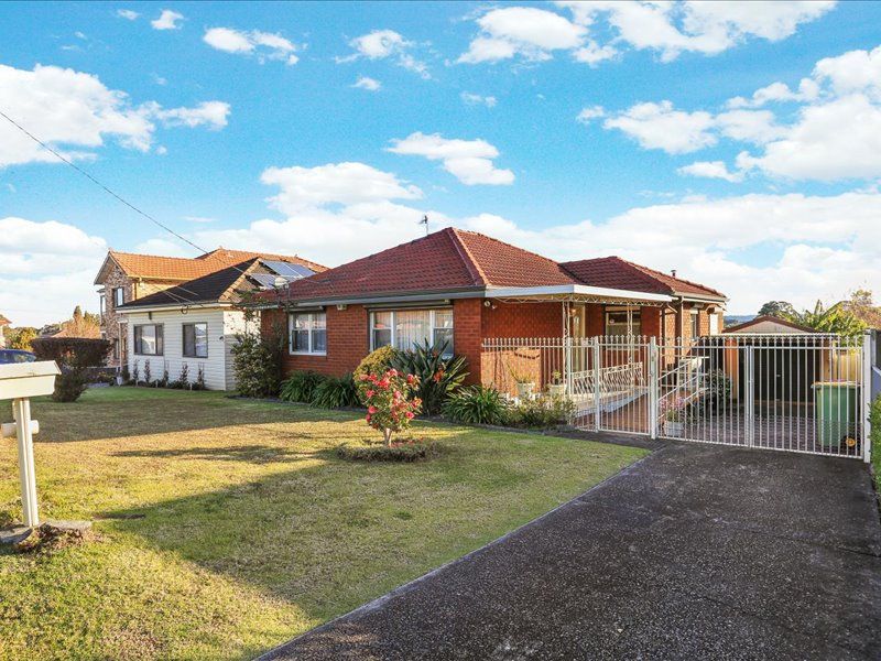 14 Gardiner Crescent, Fairfield West NSW 2165, Image 0