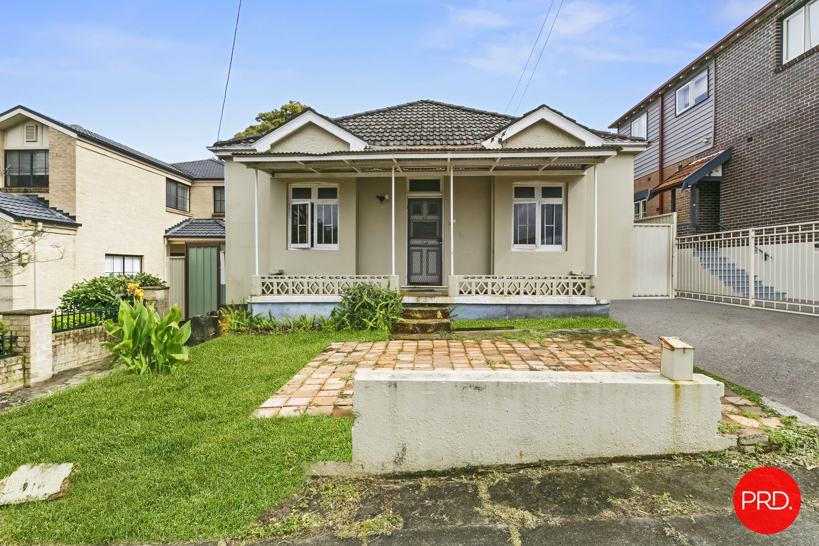 3 bedrooms House in 27 Mcpherson Street CARLTON NSW, 2218