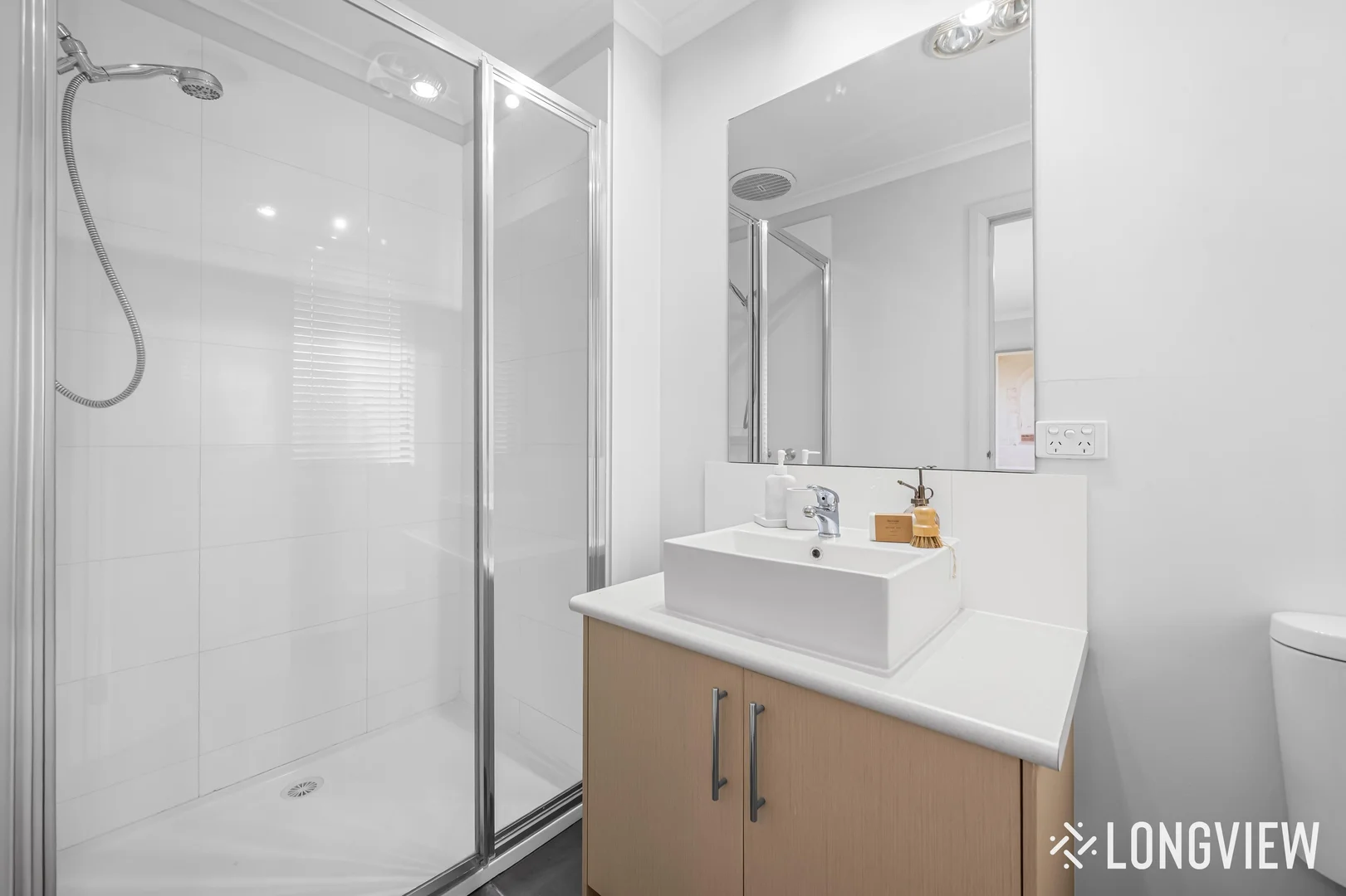 Additional image 11 of 2/22 Charles Street, Ringwood East VIC 3135