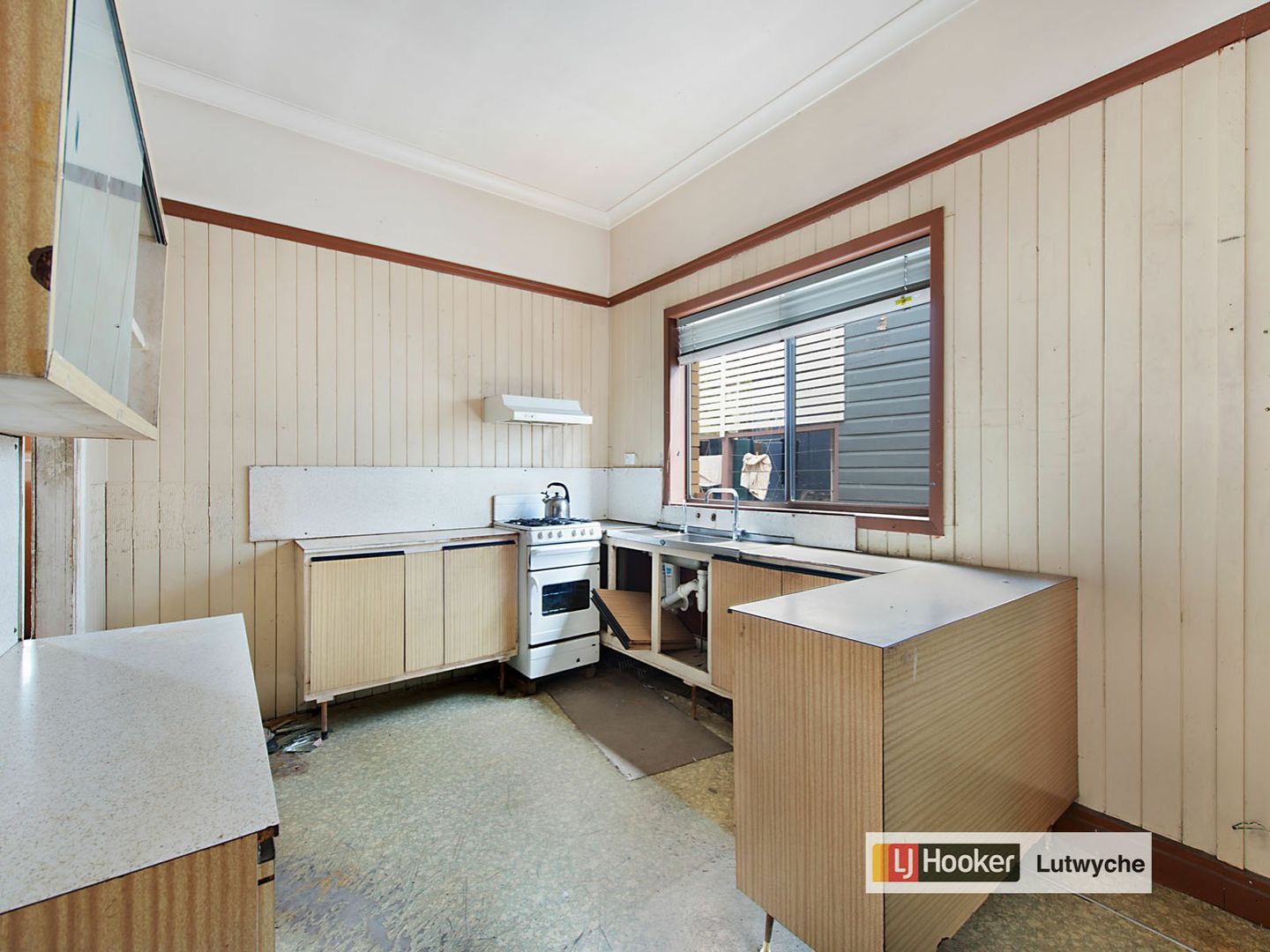 15 Ada Street, Windsor QLD 4030