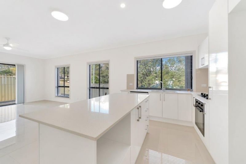 2 bedrooms Townhouse in 33 Luck Street DRAYTON QLD, 4350