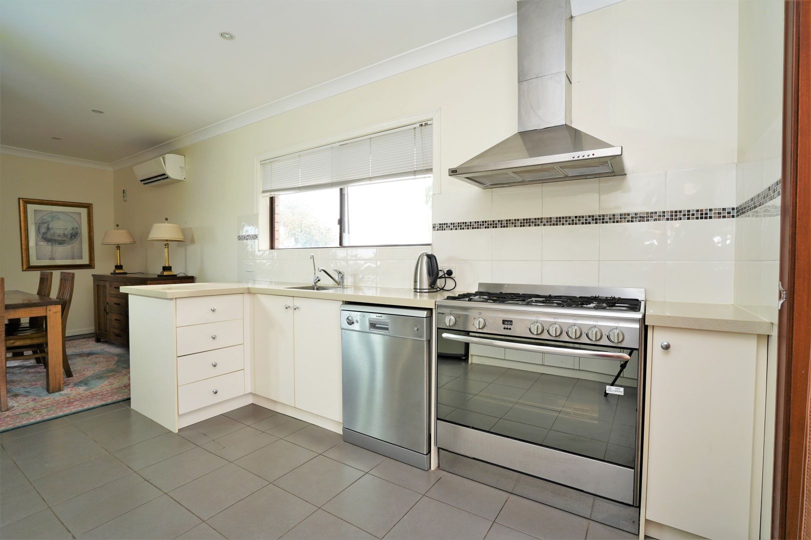 12 BEALE STREET, Griffith NSW 2680, Image 1