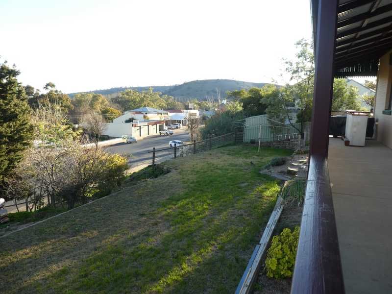 6 Virgil Street, Gundagai NSW 2722, Image 2