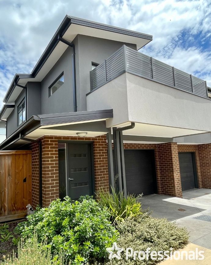 2 bedrooms Townhouse in 1 Erdogan Place LILYDALE VIC, 3140