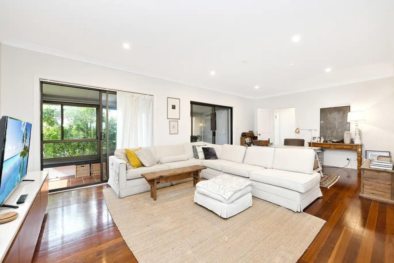 3 bedrooms Apartment / Unit / Flat in 61A Perry Street MATRAVILLE NSW, 2036