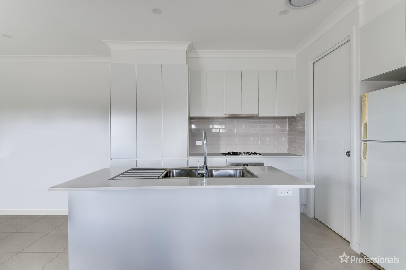 6 Grey Box Cct, Tahmoor NSW 2573 House For Rent Domain