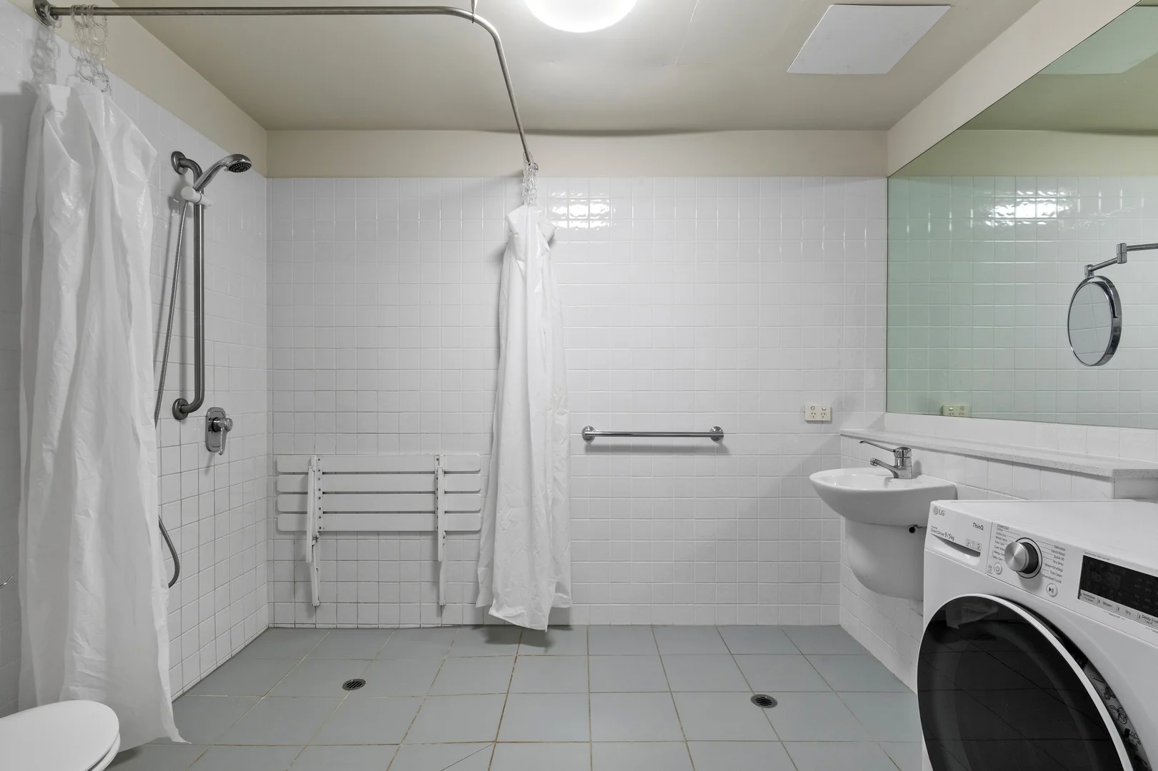 Additional image 5 of 720/250 Elizabeth Street, Melbourne VIC 3000