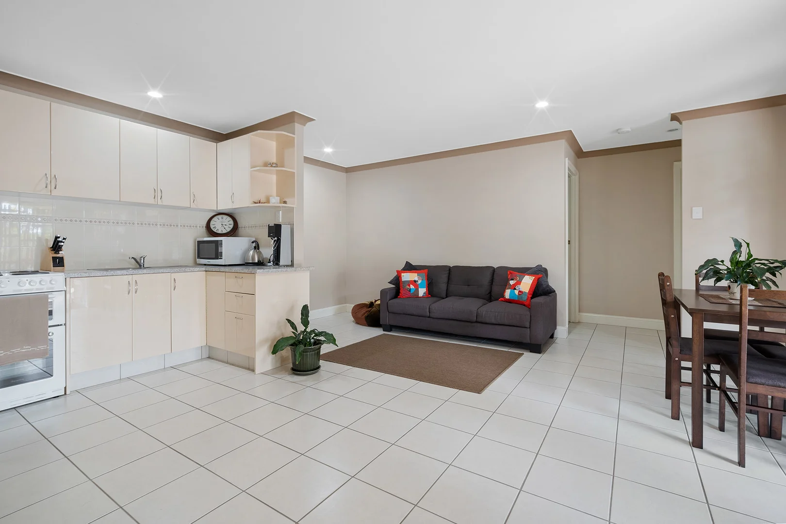 Additional image 10 of 38 Eric Road, Holland Park QLD 4121