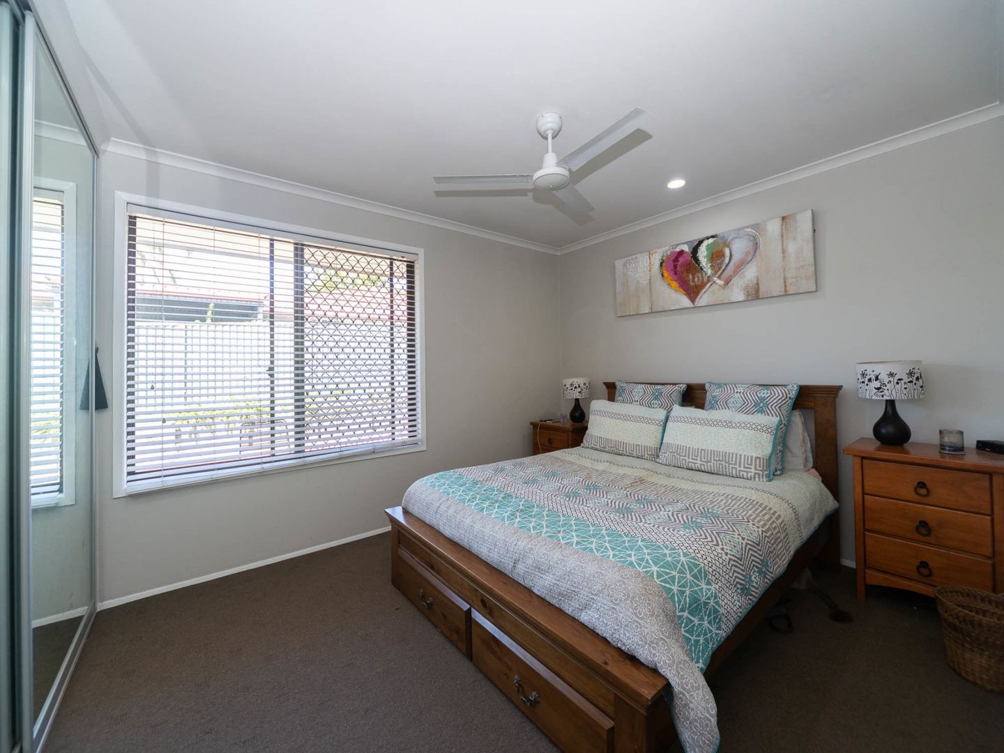 1/14 Callistemon Court, Arundel QLD 4214, Image 2