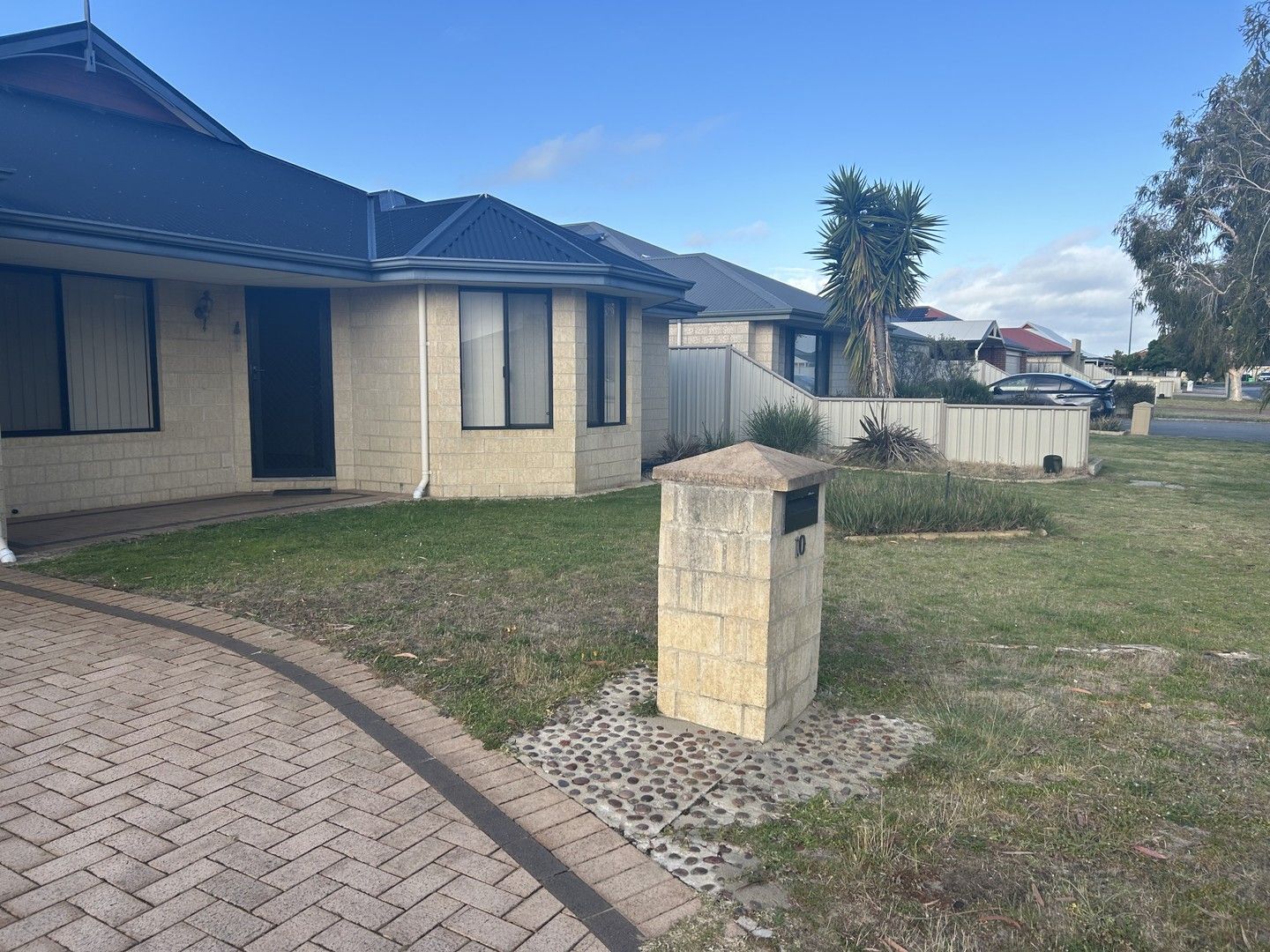 4 bedrooms House in 10 Diamond Link AUSTRALIND WA, 6233