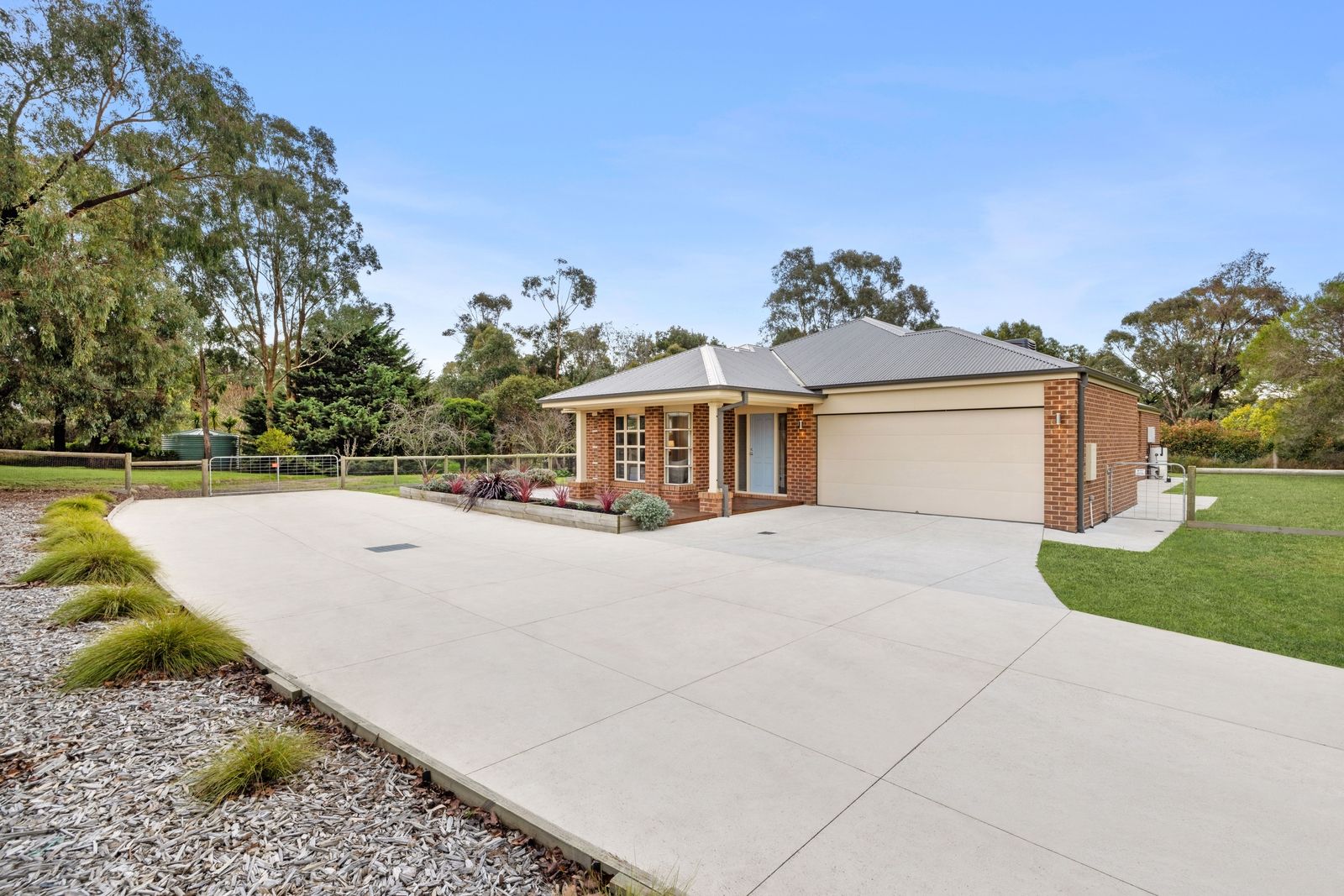 174A Main Road, Riddells Creek VIC 3431 Domain