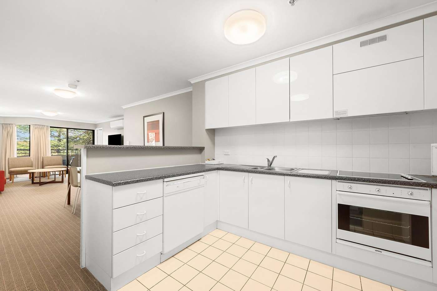 2 bedrooms Apartment / Unit / Flat in 74 Northbourne Avenue BRADDON ACT, 2612