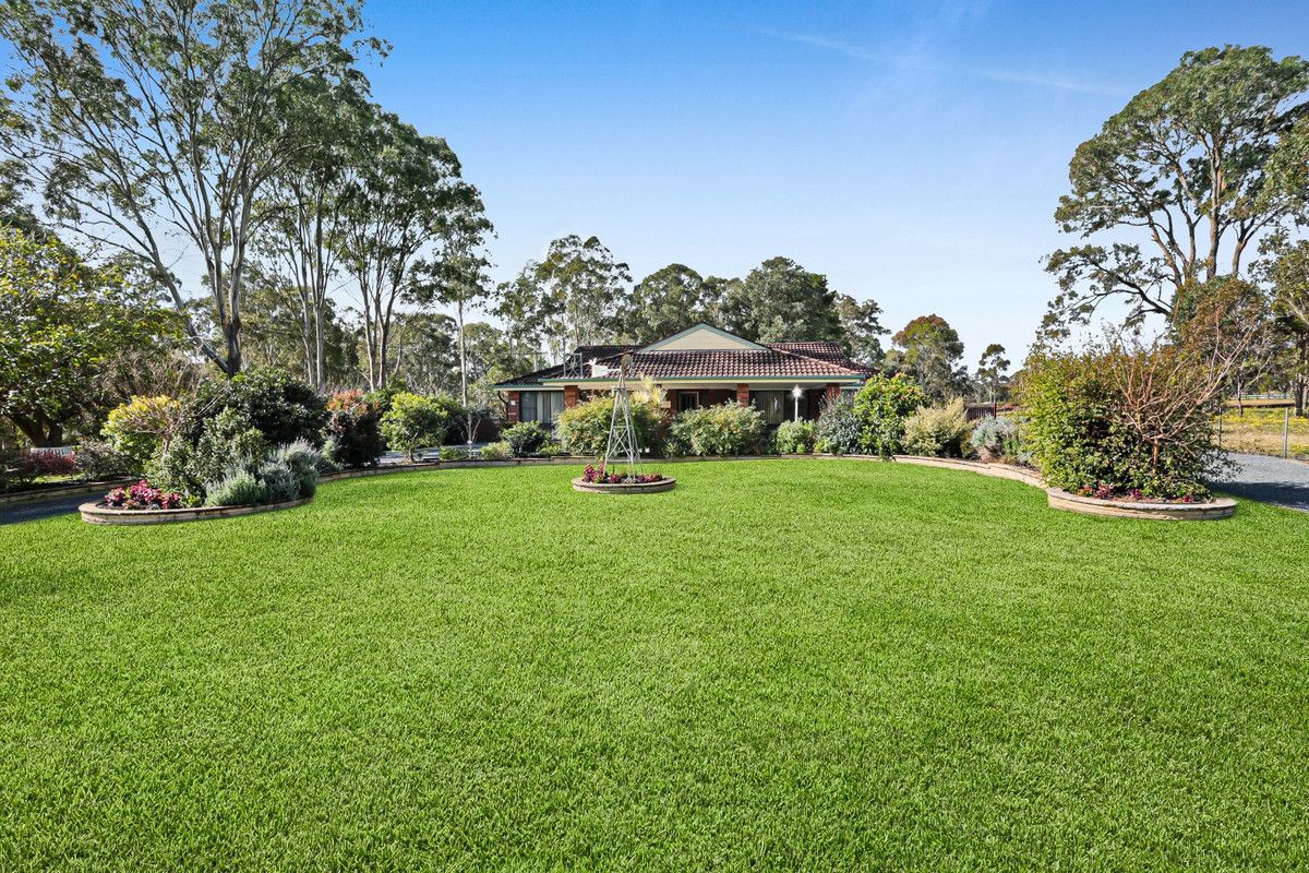 4 bedrooms House in 145 Donalds Range Road RAZORBACK NSW, 2571