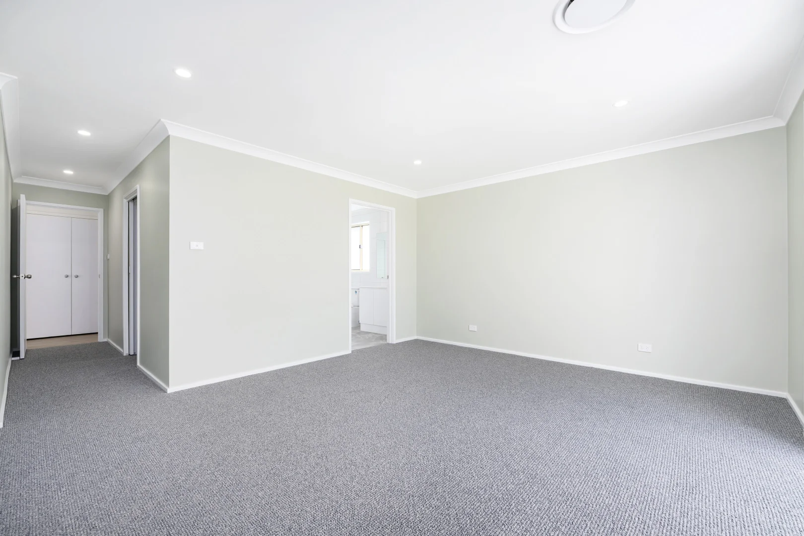 Additional image 4 of 87 Southdown Road, Elderslie NSW 2570