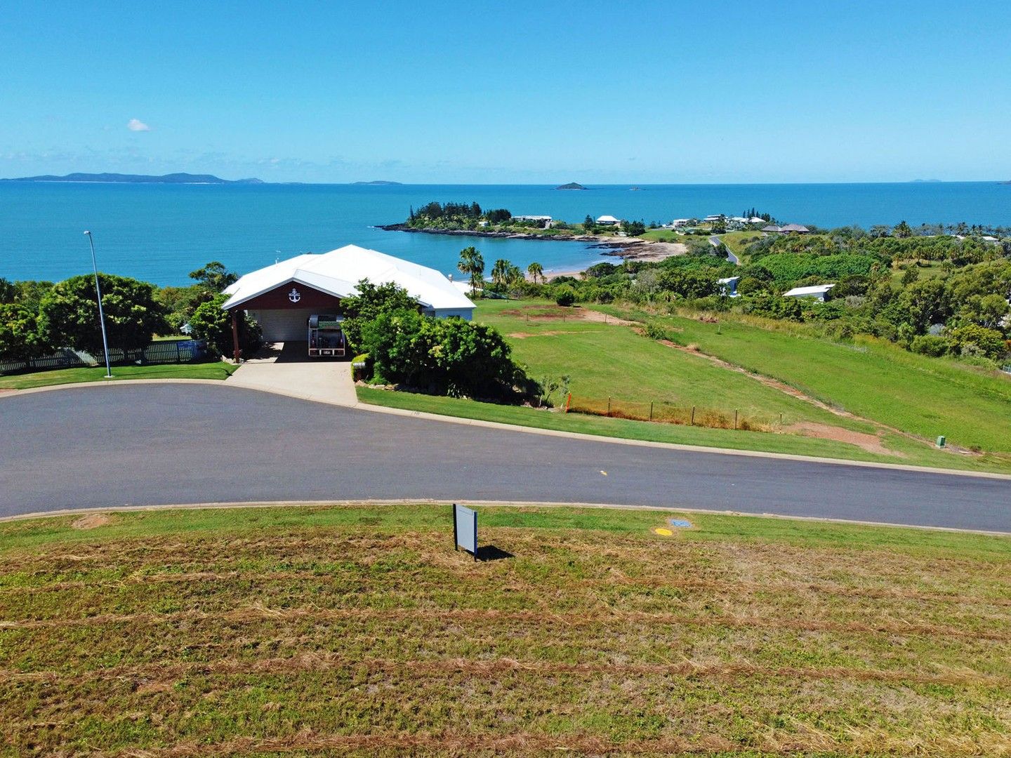 1 Livistonia Crescent, Emu Park QLD 4710, Image 0