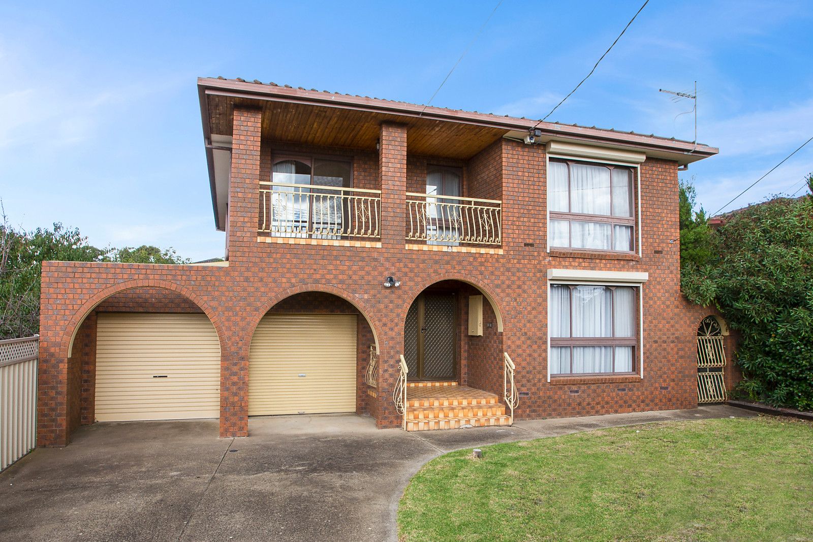 1 Hanover Court, Avondale Heights VIC 3034, Image 0