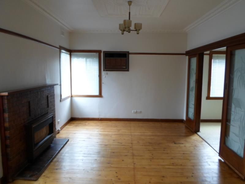 14 Waiora Parade, West Footscray VIC 3012 House For Rent 450 Domain