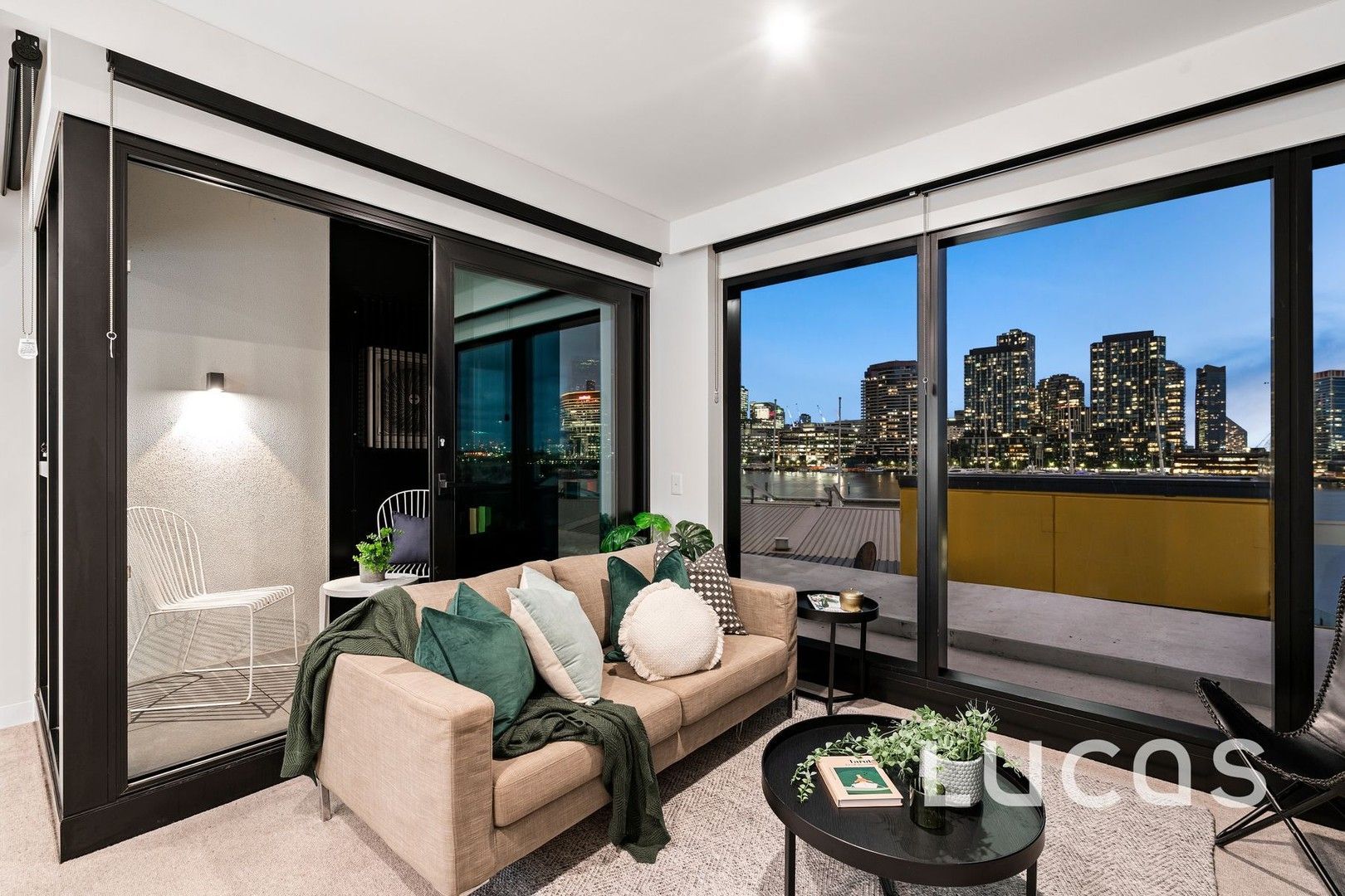 403/8 Pearl River Road, Docklands VIC 3008, Image 0