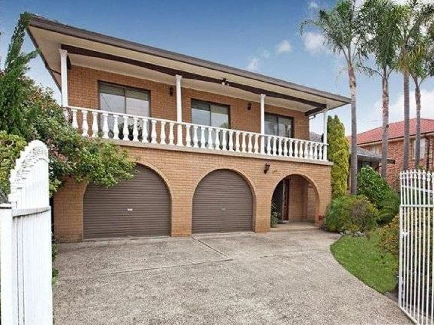 6 bedrooms House in 150 Harrow Road AUBURN NSW, 2144