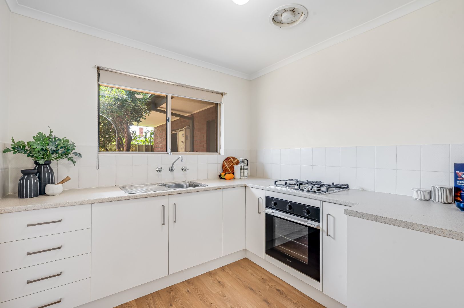 2/16 Bishop Street, Renown Park SA 5008, Image 1