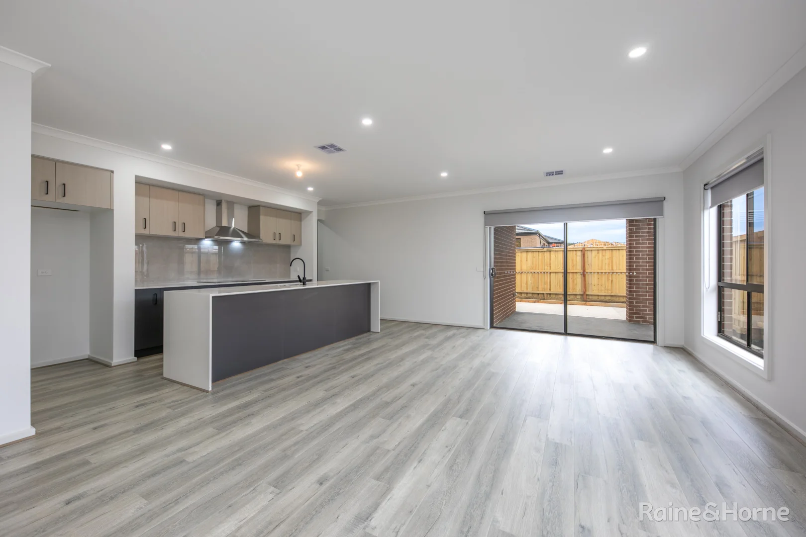 Additional image 4 of 14 Eutaxia Street, Sunbury VIC 3429
