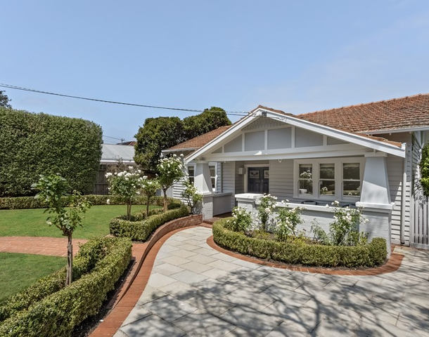 100 Linacre Road, Hampton VIC 3188