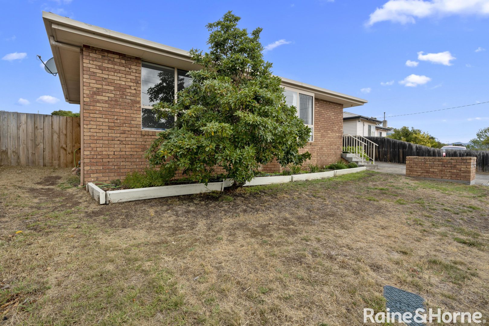 1/61 Bass Street, Warrane TAS 7018, Image 2