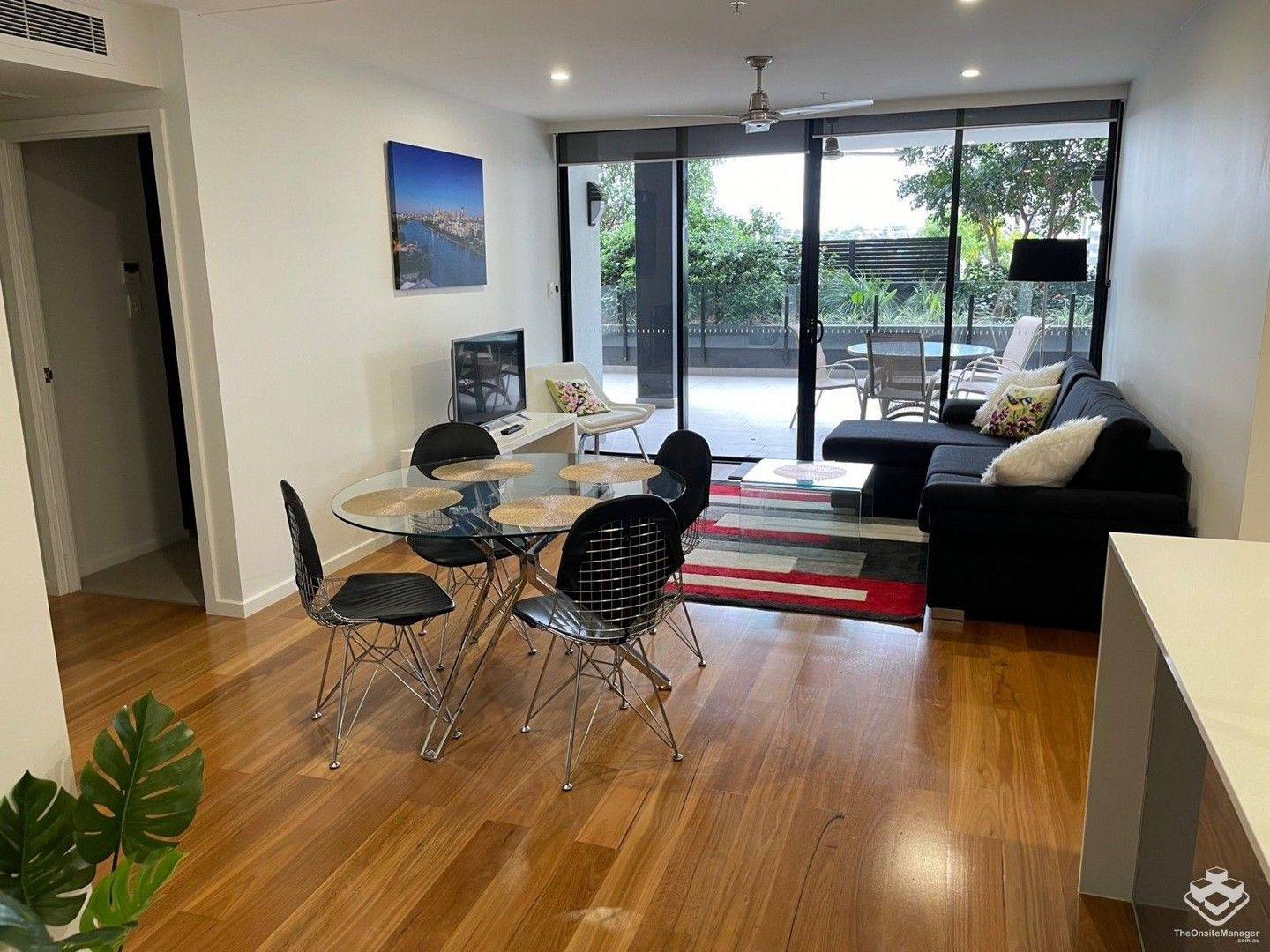 2 bedrooms Apartment / Unit / Flat in ID:21144184/37 Archer Street TOOWONG QLD, 4066