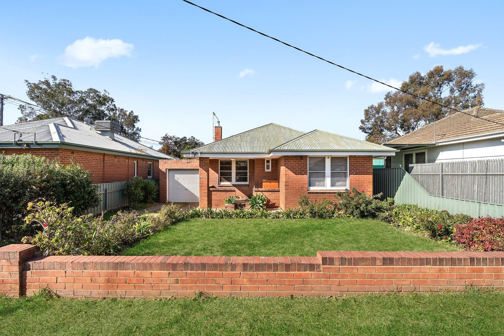 25 Bourke Street, Turvey Park NSW 2650, Image 0