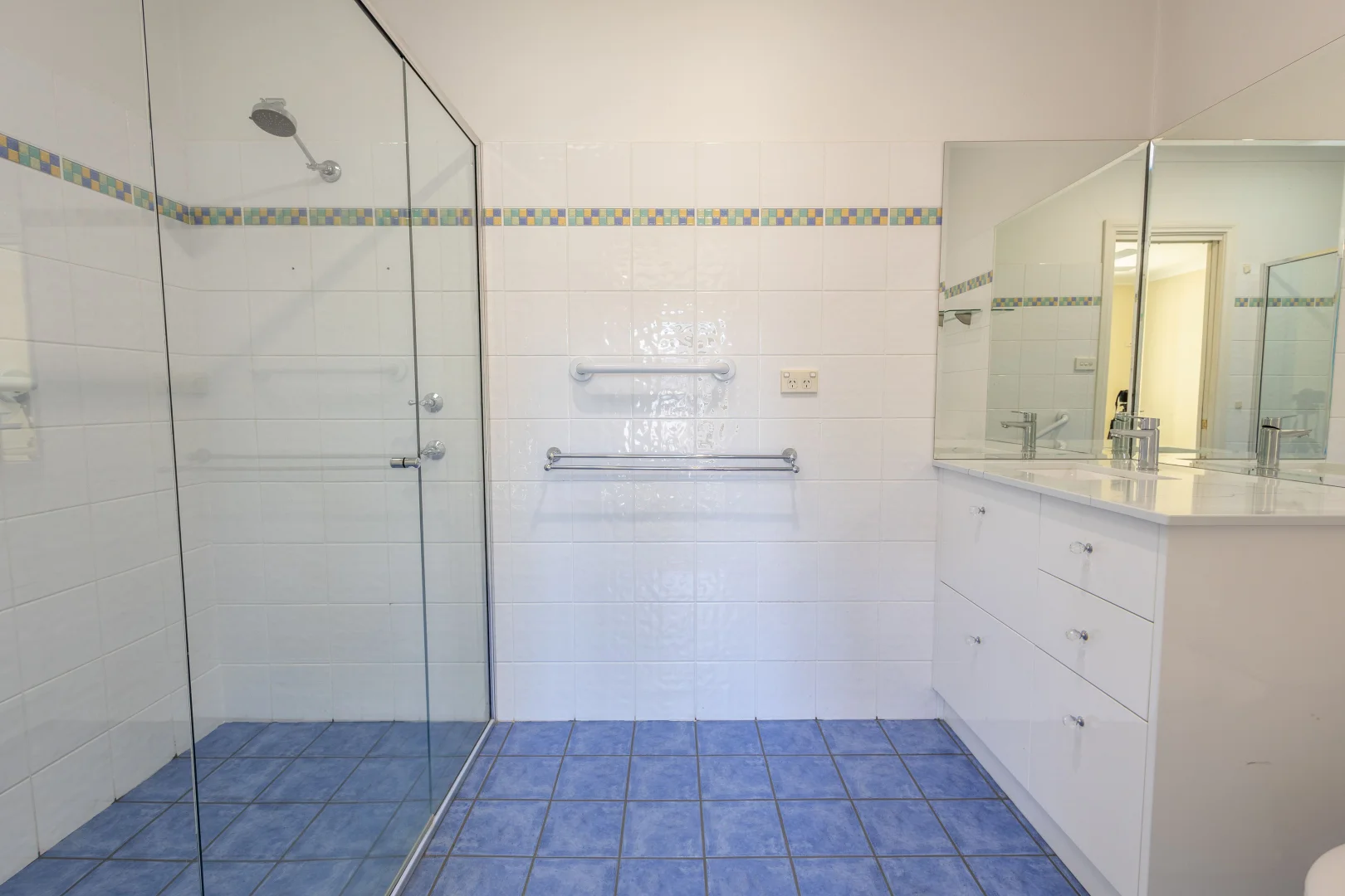 Additional image 15 of 5 Day Street, Wagga Wagga NSW 2650