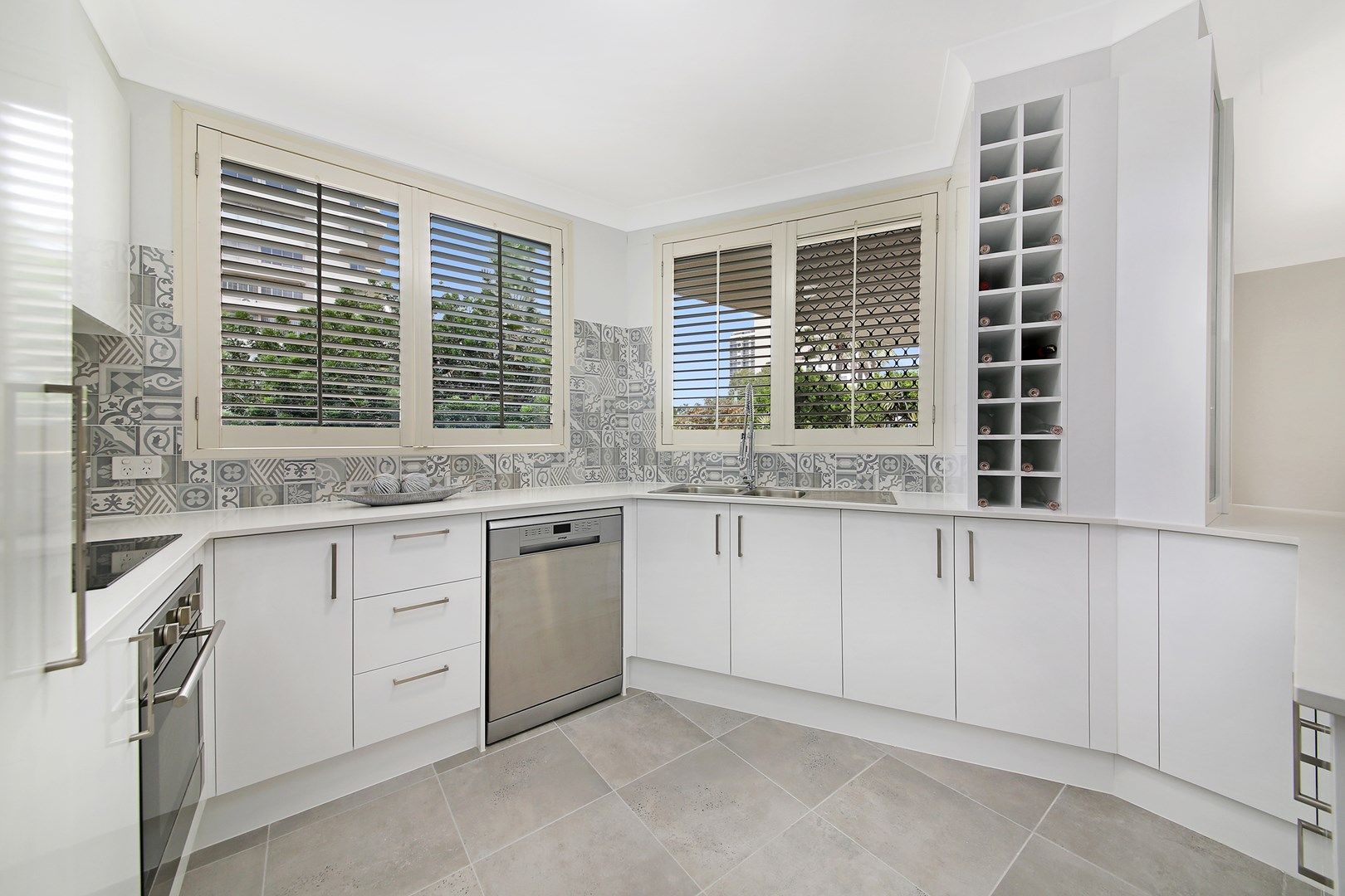 3/4-6 Peak Avenue, Main Beach QLD 4217, Image 1