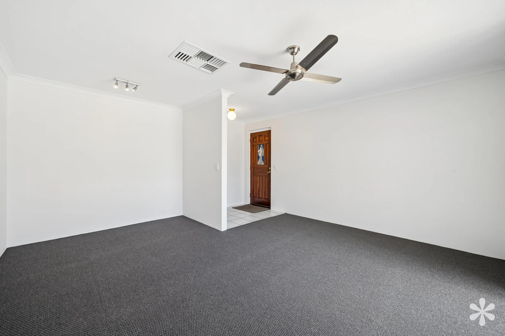 Additional image 13 of 33 Allamanda Drive, South Lake WA 6164