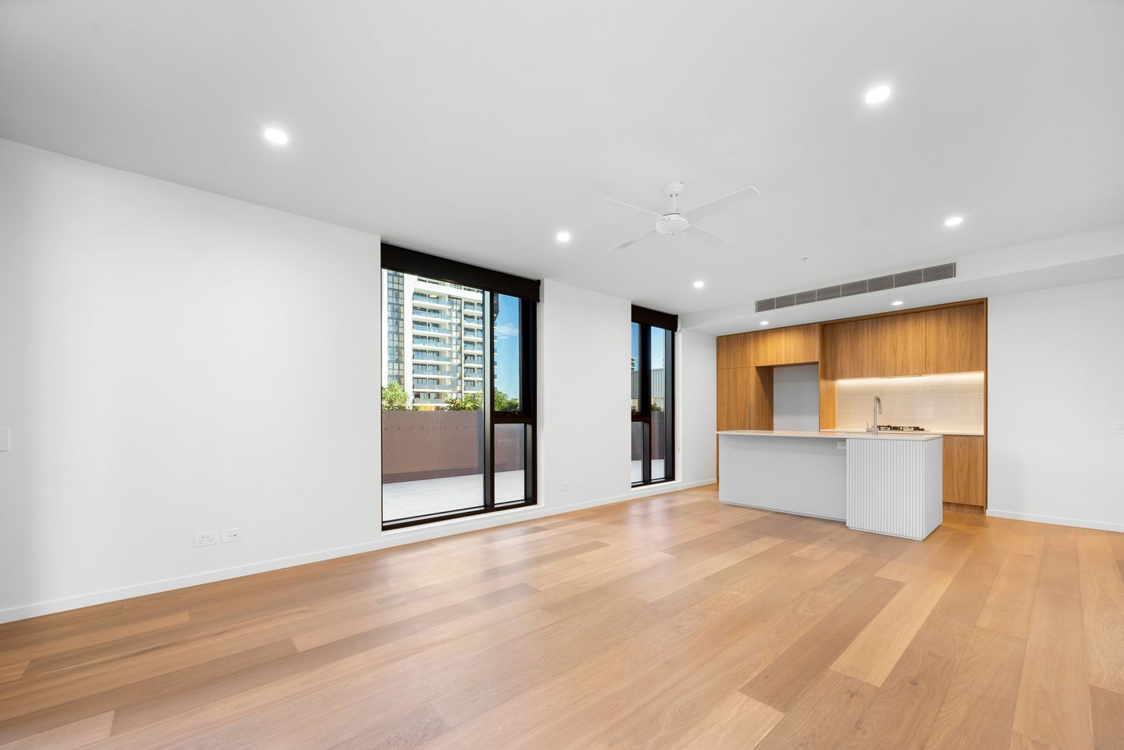 406/3 Archer Street, Toowong QLD 4066, Image 2