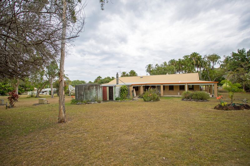 22 Mick Ready Road, Grasstree Beach QLD 4740, Image 2