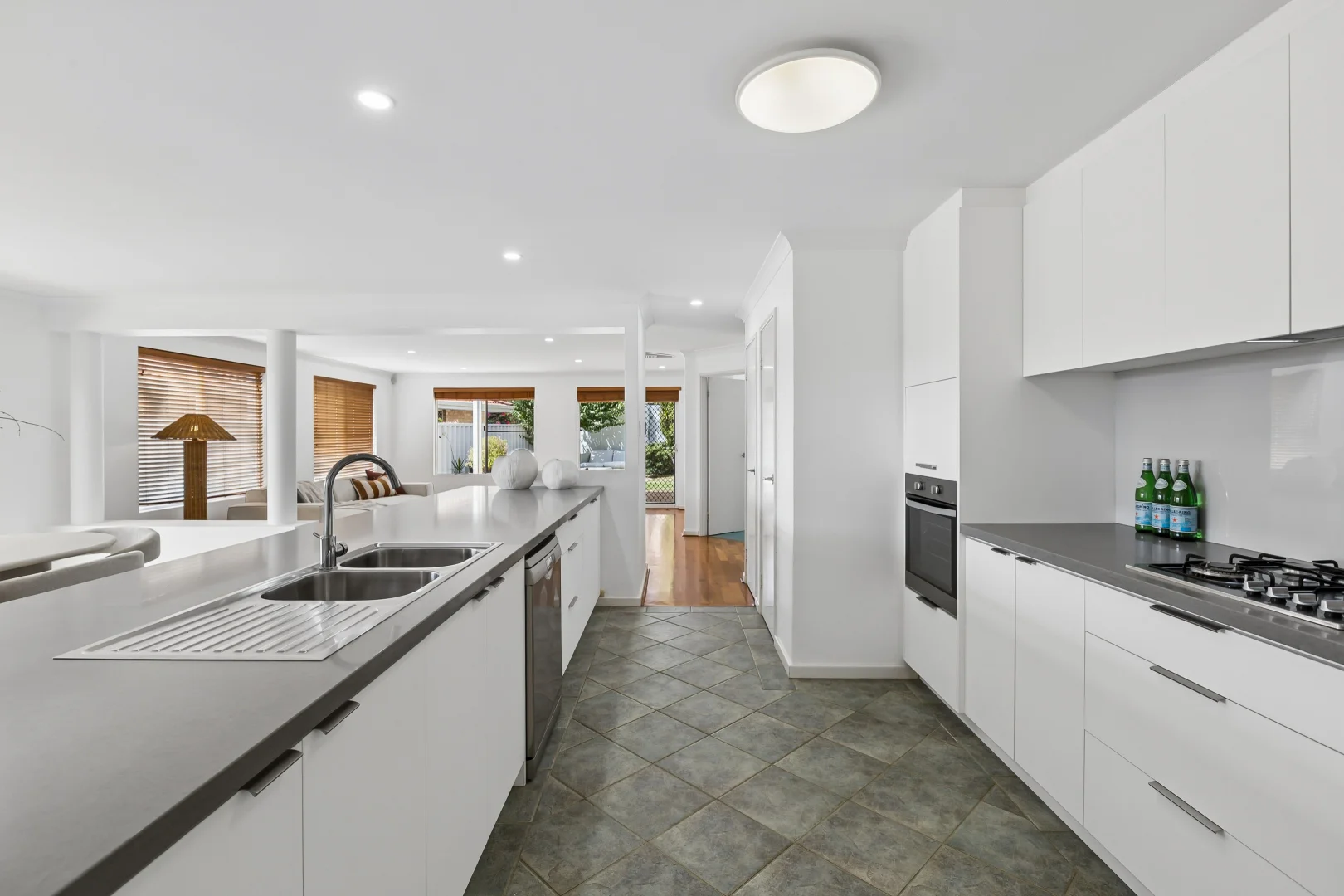 Additional image 7 of 9 Mackerel Court, Sorrento WA 6020