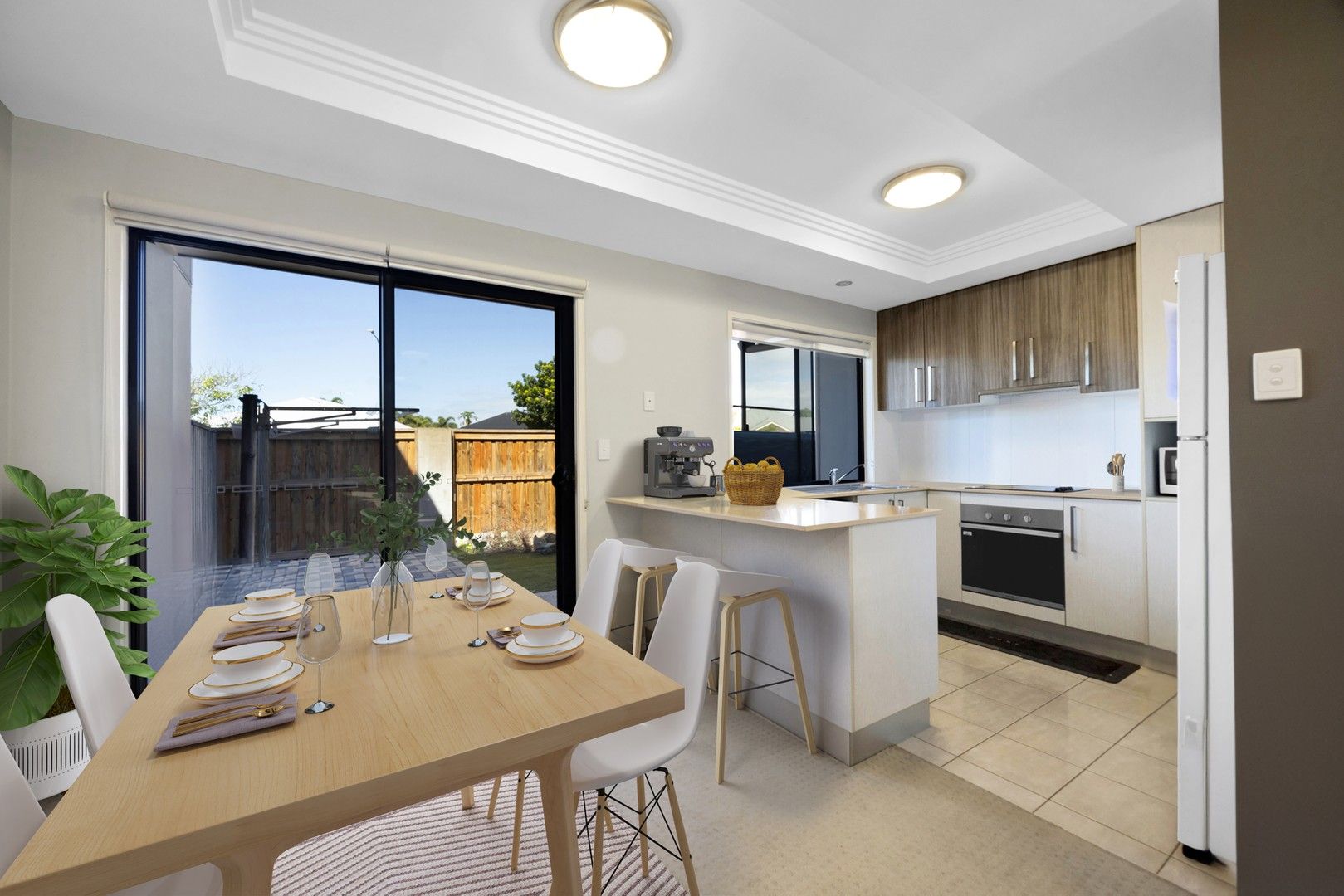 3 bedrooms Townhouse in 4/1-27 Bondi Road BLACKS BEACH QLD, 4740