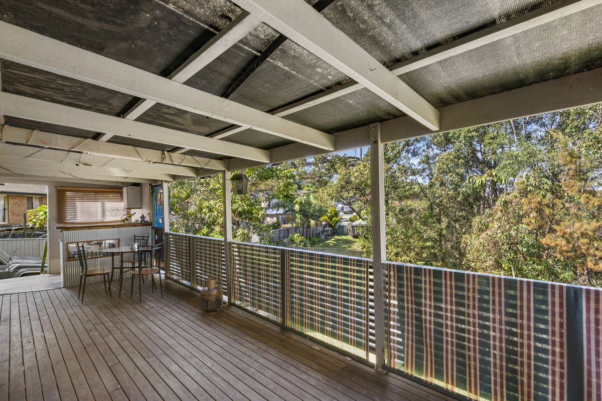 5 Design Place, Highland Park QLD 4211, Image 1